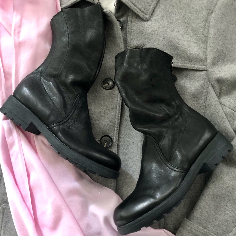 Mery Slouchy Leather Winter Ankle Boot. NWOT.  Sz 36
